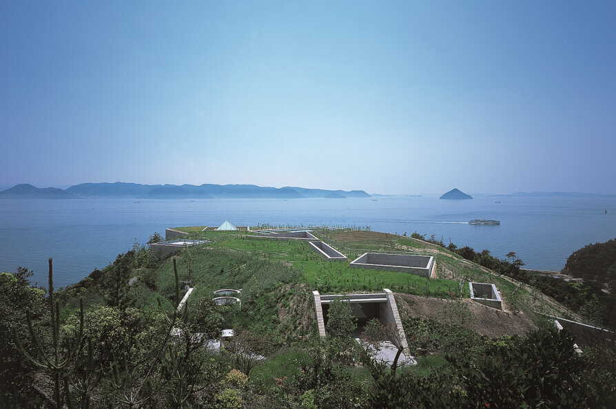 直島鑑賞ツアー